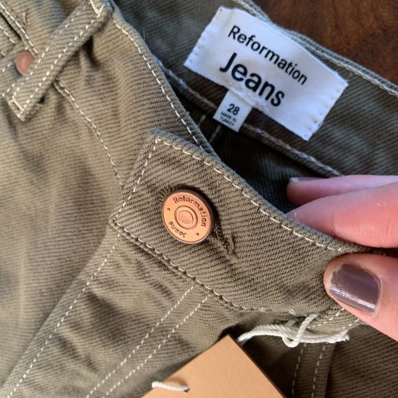 Never worn Reformation Cowboy High Rise Straight Jeans - Picture 10 of 11